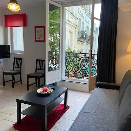 Appartement Coeur De Ville Chinon Exterior photo